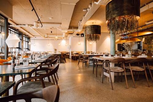 Oliv Restaurant & Bar